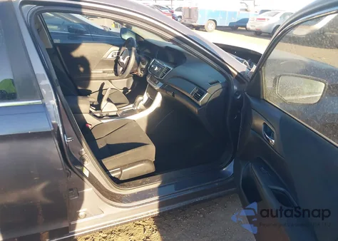 2013 Honda Accord Lx z USA, uszkodzony, nr VIN 1HGCR2F32DA110730